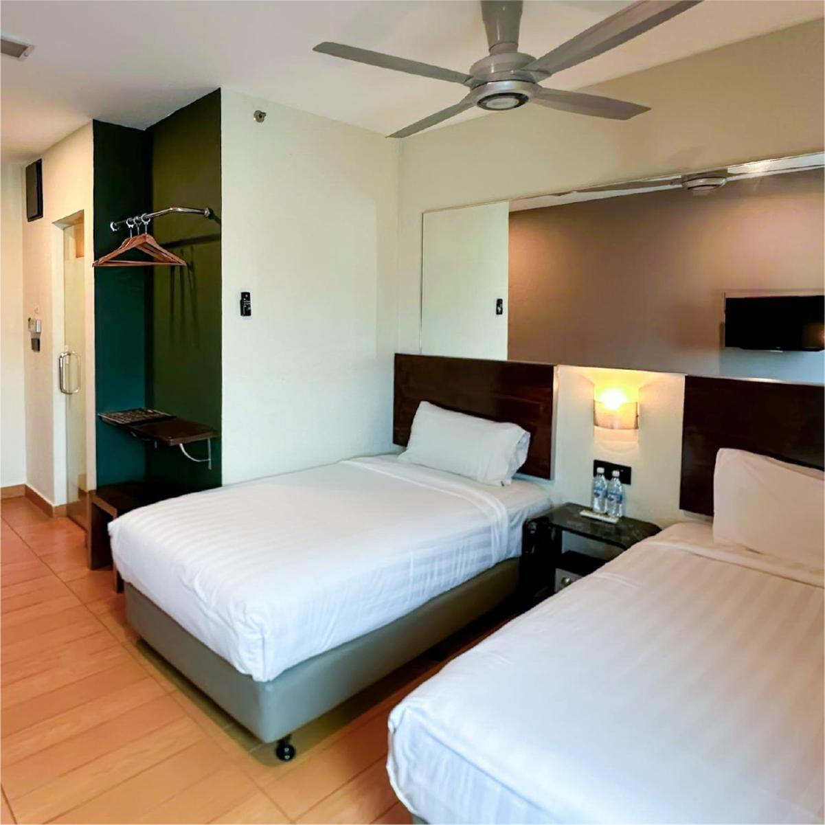 Tune Hotel - Kota Bharu City Centre Exterior foto