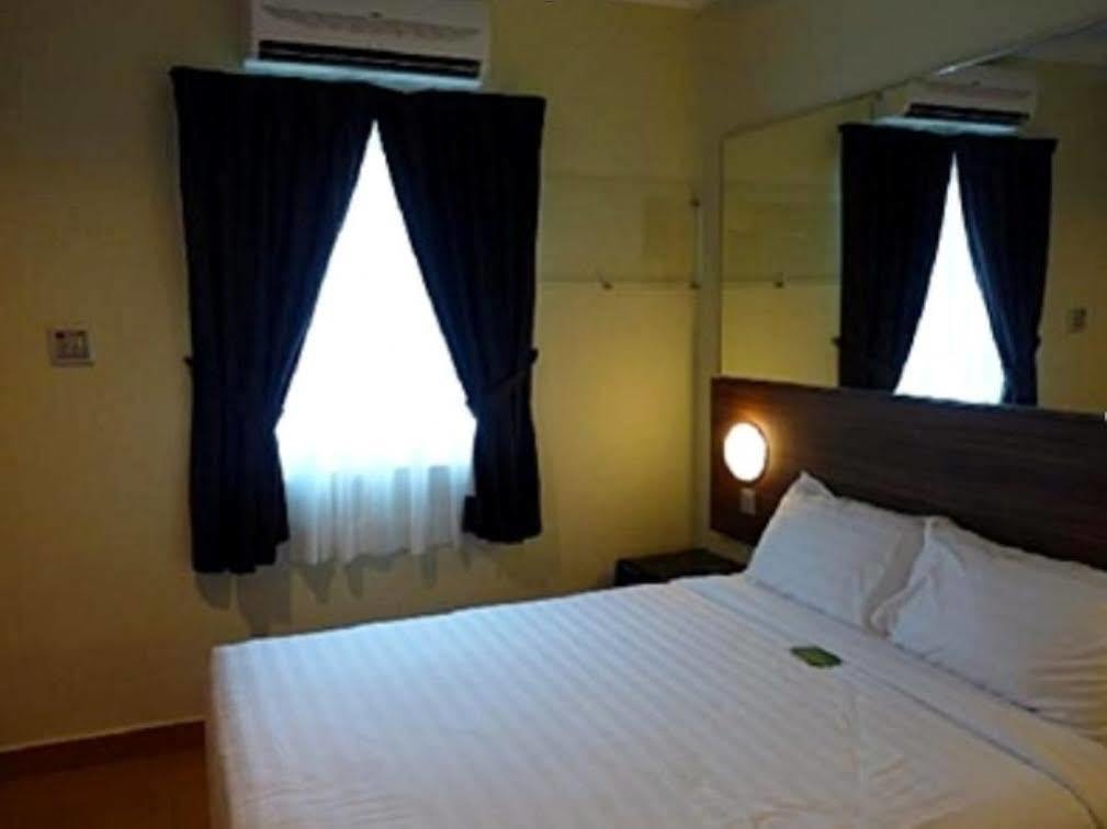 Tune Hotel - Kota Bharu City Centre Exterior foto